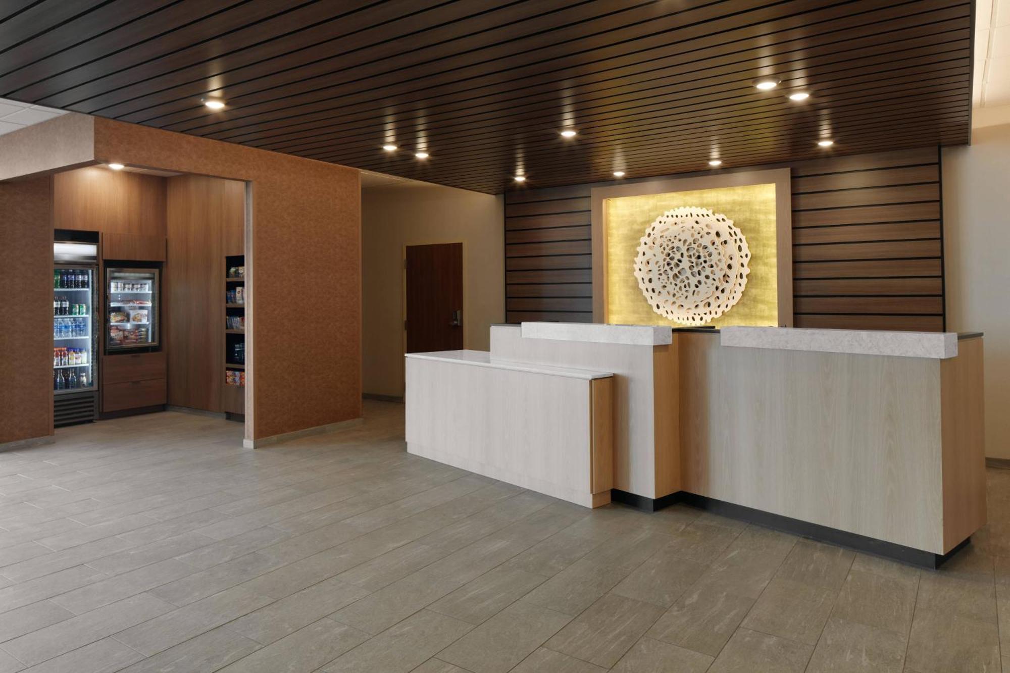 印第安纳新奥尔巴尼路易斯维尔万豪万枫套房酒店 外观 照片